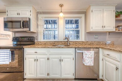 8 Curtis Rd, Hopkinton, MA 01748 - photo 6