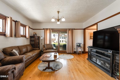 901 N 6th St-Living Room 2