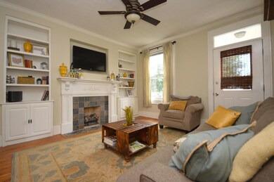 Living Room (4)