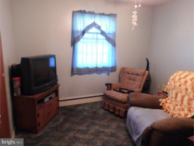 1105 W Bridge St, Spring City, PA 19475 - photo 7