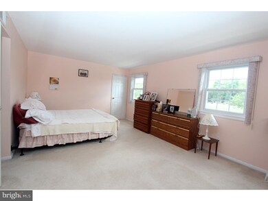 20 Belfast Dr, North Wales, PA 19454 - photo 5