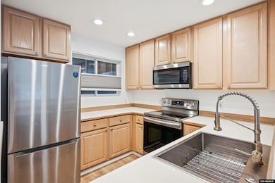 2551 Vista Dr unit 102-C, Juneau, AK 99801 - photo 7