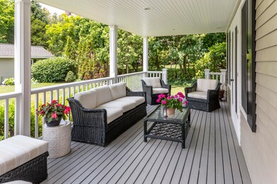 7 Holman Ln, Old Greenwich, CT 06870 - photo 3