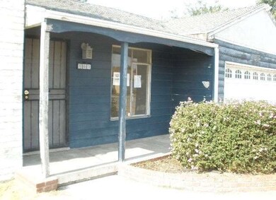 Front Walkway Area