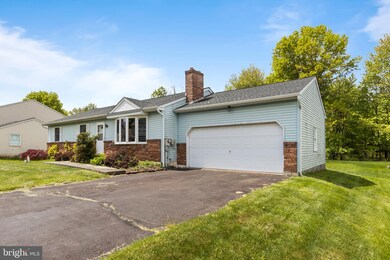 76 Winchester Dr, Quakertown, PA 18951 - photo 3