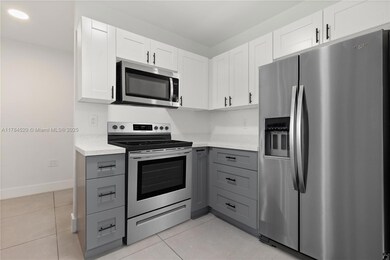 Appliances are virtually stagged. Actual appliances will be similar, not exact.