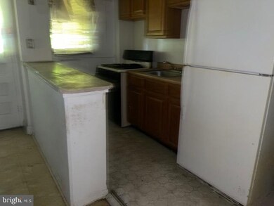 319 Denison St, Baltimore, MD 21229 - photo 5