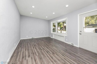 1009 17th St S, Fargo, ND 58103 - photo 2
