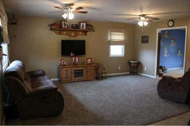 201 Marlton Rd, Pilesgrove, NJ 08098 - photo 4