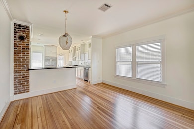 1633 W Main St, Houston, TX 77006 - photo 7