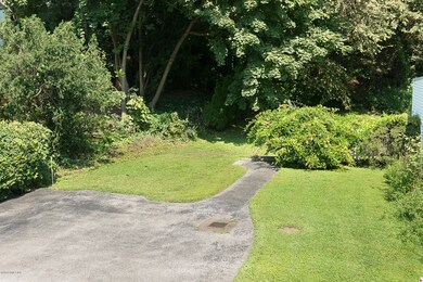 64 Locust St unit 1, Greenwich, CT 06830 - photo 2