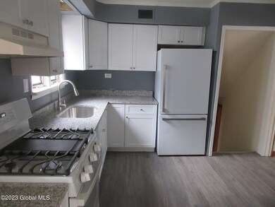 46 121st St, Troy, NY 12182 - photo 3