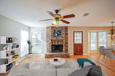 17318 Masonridge Dr, Houston, TX 77095 - photo 2