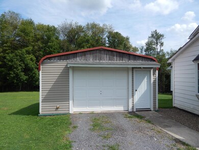1 car garage