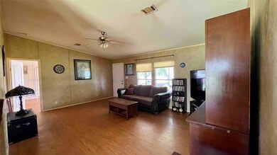 433 County Road 291, Alvin, TX 77511 - photo 6