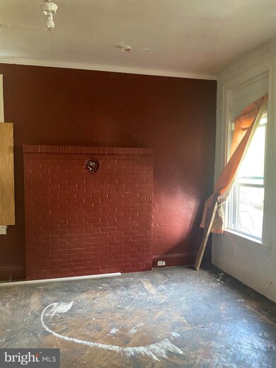 2700 Springhill Ave, Baltimore, MD 21215 - photo 2