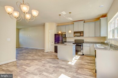 551 English Oak Ln, Prince Frederick, MD 20678 - photo 5