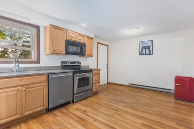 19 Rockaway St unit 19, Lynn, MA 01902 - photo 5