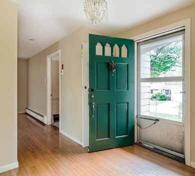 9 Fenimore Rd, Worcester, MA 01609 - photo 3