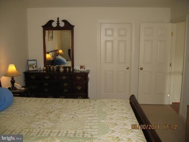 13593 Melville Ln, Chantilly, VA 20151 - photo 5