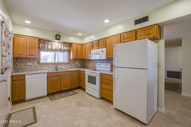 10243 N Balboa Dr, Sun City, AZ 85351 - photo 3