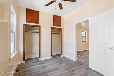 7-web-or-mls-1526DevineSt_07