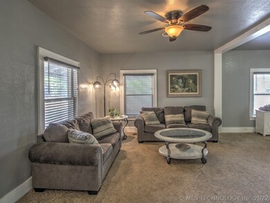 914 N Dorothy Ave, Claremore, OK 74017 - photo 6