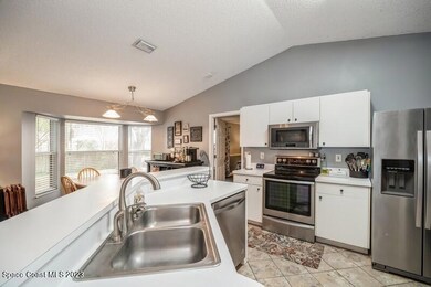 04_Stainless Appliances