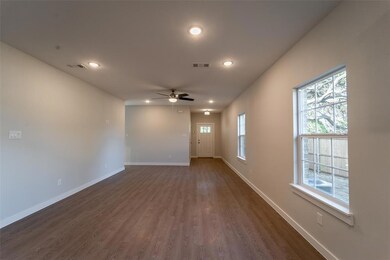 211 Song Thrush Dr, Granbury, TX 76049 - photo 7