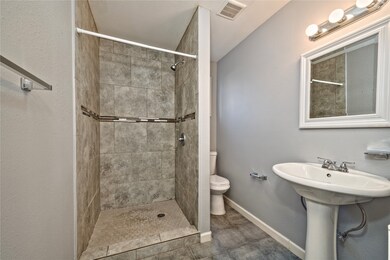 Studio bathroom