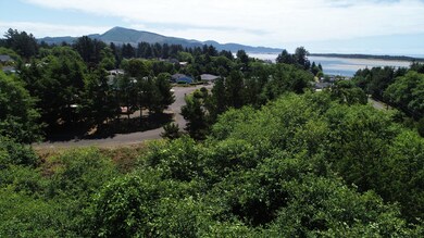 Lot with Bay