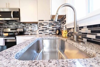 28 Grandview Ave, Ludlow, MA 01056 - photo 5