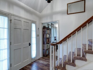 11 Elmwood Ln, Asheville, NC 28803 - photo 6