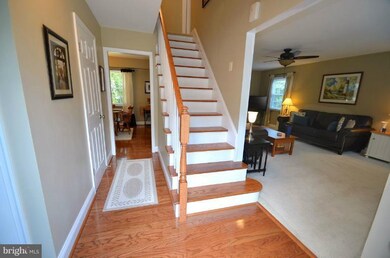 1715 Tedbury St, Crofton, MD 21114 - photo 2