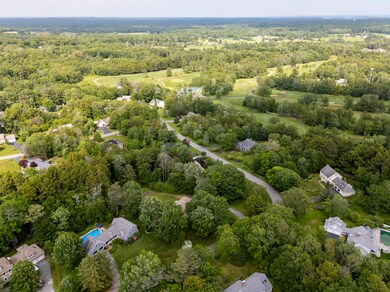 9 Hemlock Dr, Cumberland Center, ME 04021 - photo 4