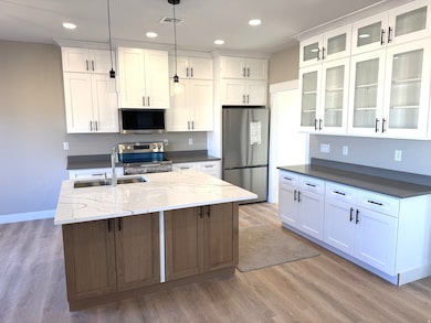 305 E 2690 N, Sigurd, UT 84657 - photo 3