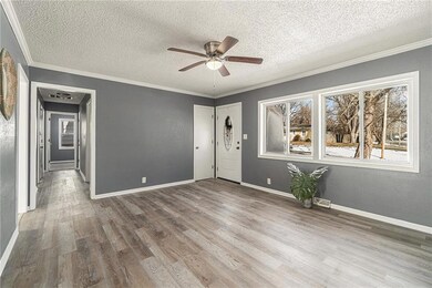 4609 E 112th Terrace, Kansas City, MO 64137 - photo 7