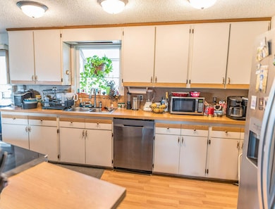 bbd05629-1ed2-4d9d-a0f9-5a6f84182919