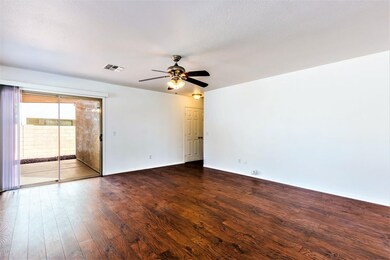 1384 S Wagon Wheel Ct unit III, Chandler, AZ 85286 - photo 7