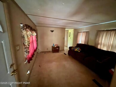 197 Koehler Rd, Saylorsburg, PA 18353 - photo 5