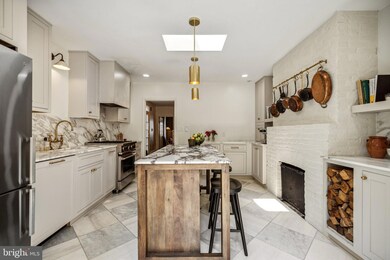 1643 35th St NW, Washington, DC 20007 - photo 5