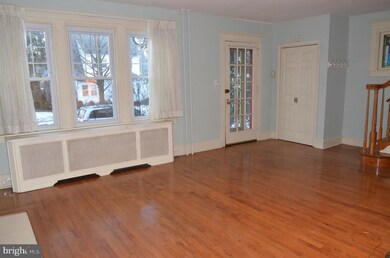 102 Crestmont Terrace, Collingswood, NJ 08108 - photo 2