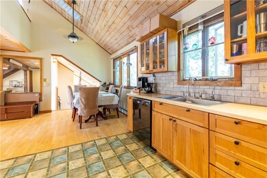 81 Ross Hill Rd, Charlestown, RI 02813 - photo 5