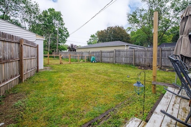 780 Basswood Rd, Columbus, OH 43207 - photo 5