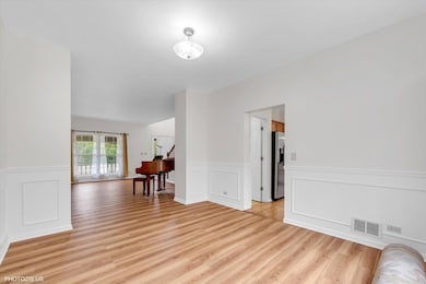 1034 Heather Ct, Fox River Grove, IL 60021 - photo 4