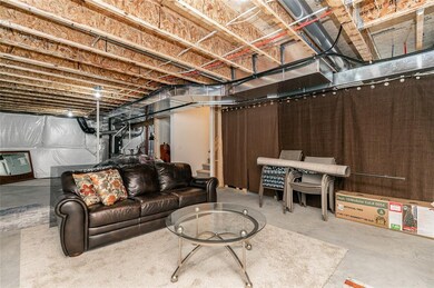 1903 Wycliffe Ct SW, Cedar Rapids, IA 52404 - photo 2