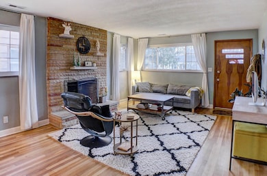 464 E Beechwold Blvd, Columbus, OH 43214 - photo 2