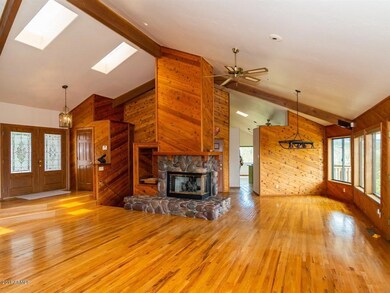 Living & Dining Room