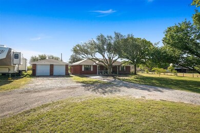 590 Zion Hill Loop, Weatherford, TX 76088 - photo 5