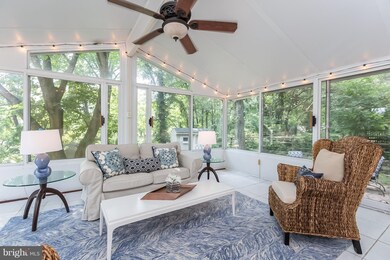 6908 Stoneybrooke Ln, Alexandria, VA 22306 - photo 2